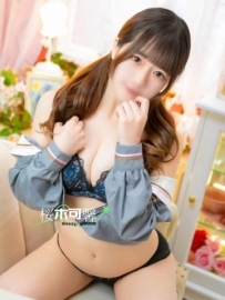 新宿出張● 160cm ● Dカップ ● 20歳性格活発で可愛らしく、とても情熱的です