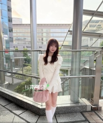 #東京友達募集160cm  ●  Dカップ  ●  20歳 🏨 ホテル・自宅どちらも可