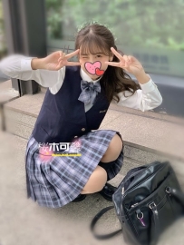 #東京デリヘル 🎀りな 18歳 / 158cm / Bカップ / 現役JK